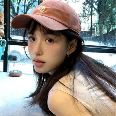 小丑面前